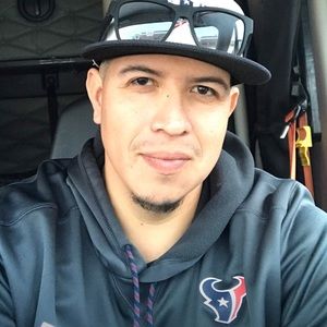 Meet your Posher, Emmanuel